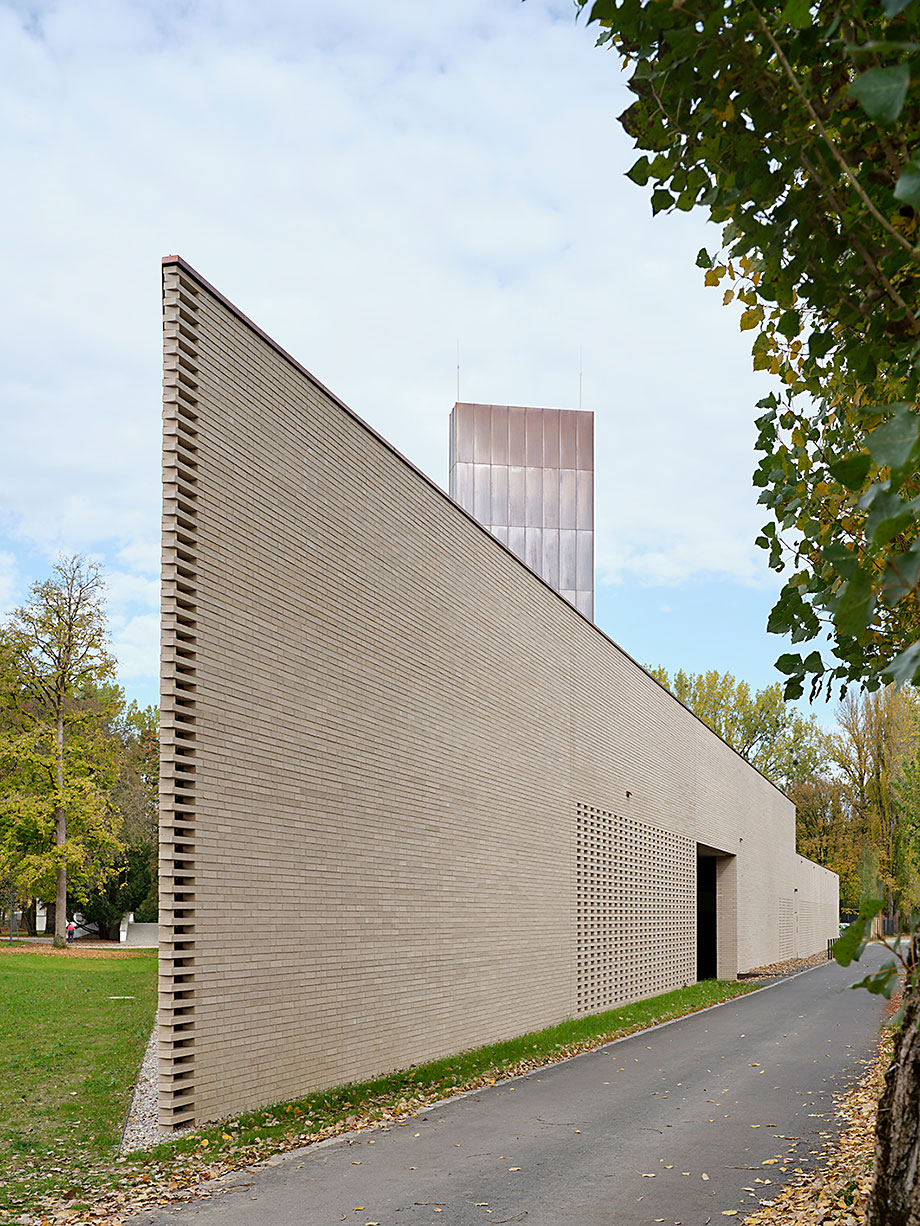 Krematorium am Ostfriedhof in München