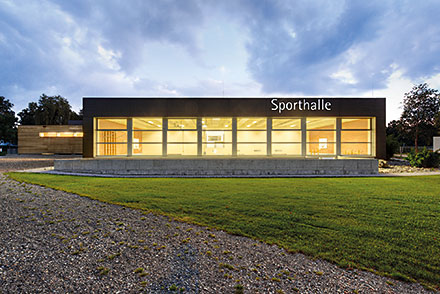 Hallenbad und Sporthalle Mengen